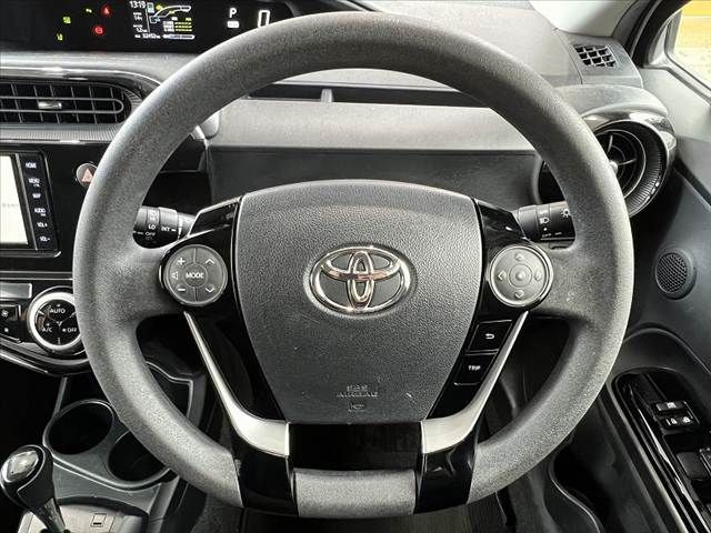 TOYOTA AQUA 2019 Image 31