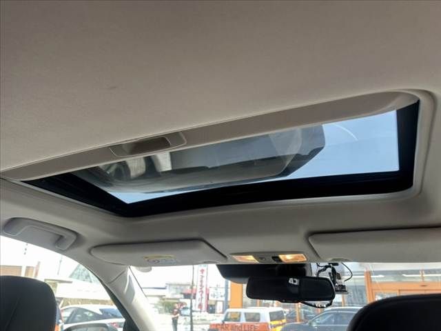 MITSUBISHI OUTLANDER PHEV 2017 Image 31