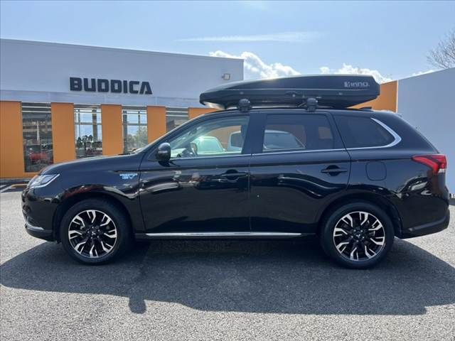 MITSUBISHI OUTLANDER PHEV 2017 Image 31
