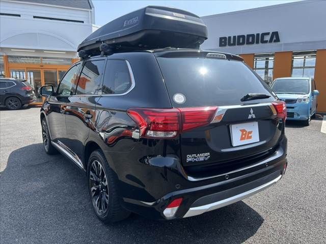 MITSUBISHI OUTLANDER PHEV 2017 Image 31