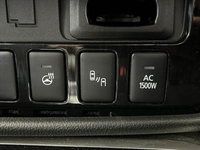 MITSUBISHI OUTLANDER PHEV 2017 Image 31