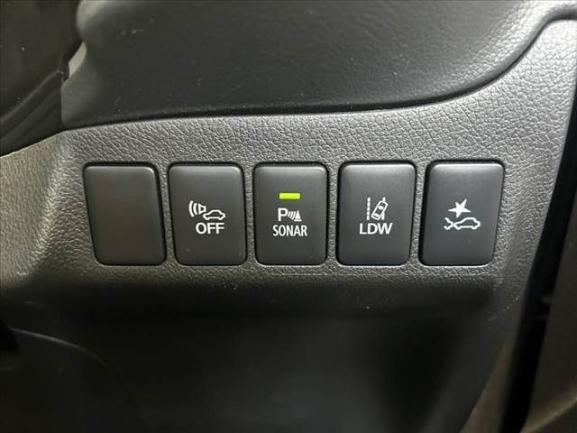 MITSUBISHI OUTLANDER PHEV 2017 Image 31