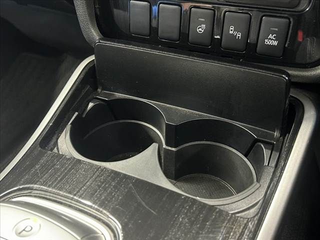 MITSUBISHI OUTLANDER PHEV 2017 Image 31