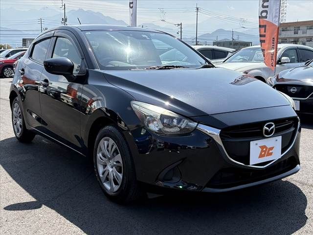 MAZDA DEMIO 2015 Image 31