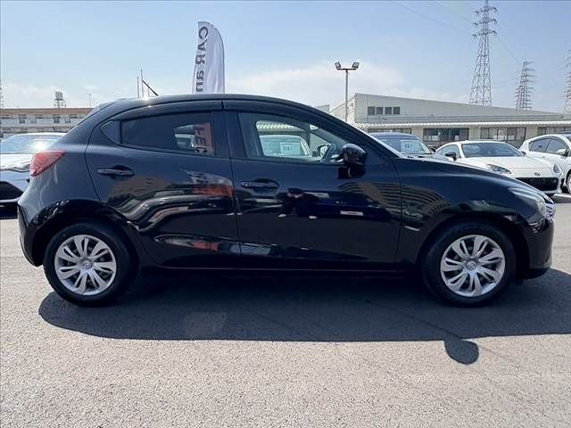 MAZDA DEMIO 2015 Image 31