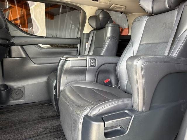 TOYOTA VELLFIRE 4WD 2016 Image 31