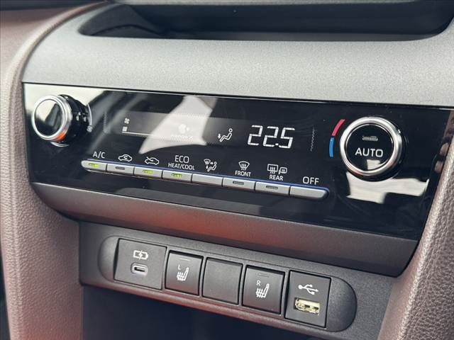 TOYOTA YARIS CROSS HYBRID 2022 Image 31