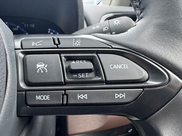 TOYOTA YARIS CROSS HYBRID 2022 Image 31