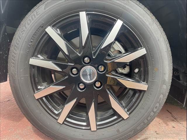 TOYOTA SIENTA 2017 Image 31