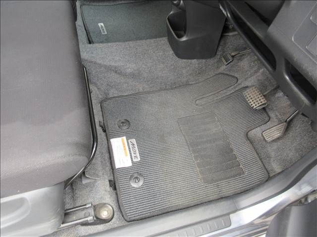 DAIHATSU MOVE CUSTOM 2013 Image 31