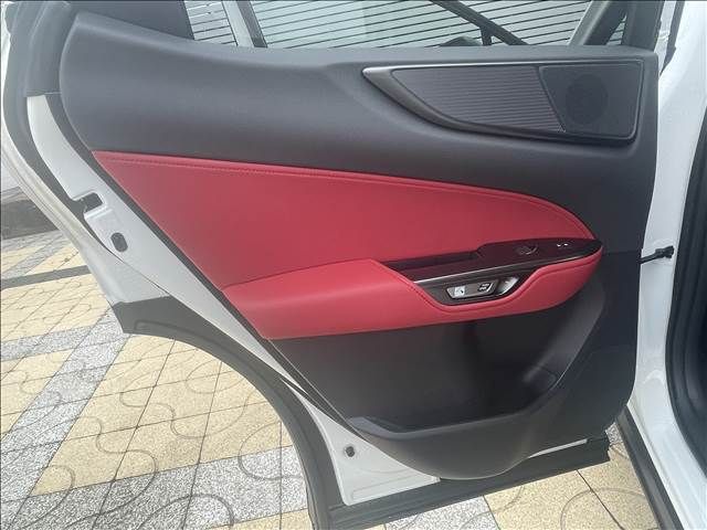 TOYOTA LEXUS NX350H 2023 Image 31