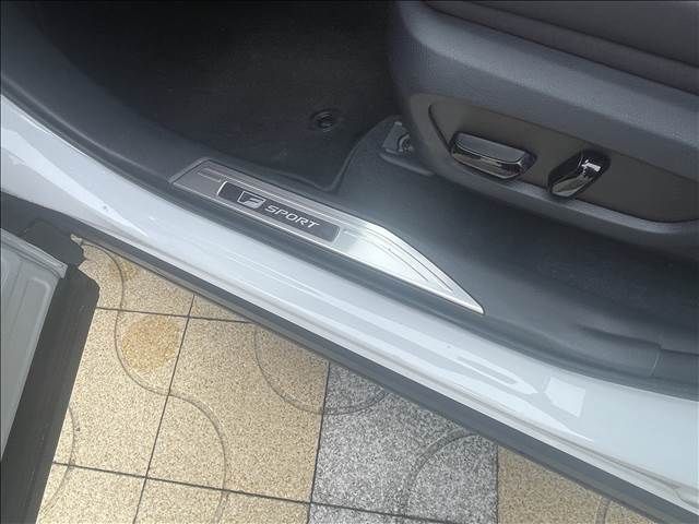 TOYOTA LEXUS NX350H 2023 Image 31