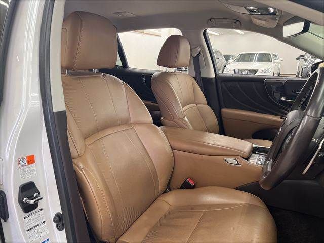 TOYOTA LEXUS LS500H 4WD 2017 Image 31