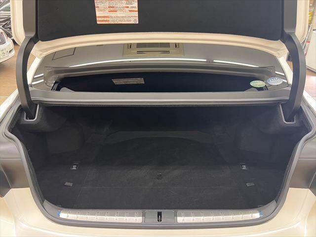 TOYOTA LEXUS LS500H 4WD 2017 Image 31