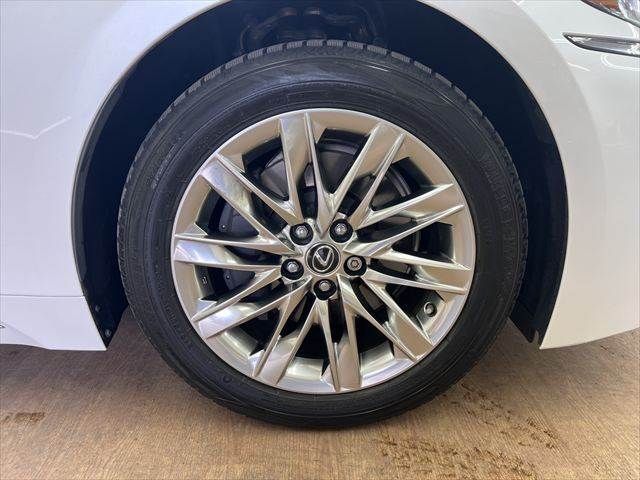 TOYOTA LEXUS LS500H 4WD 2017 Image 31