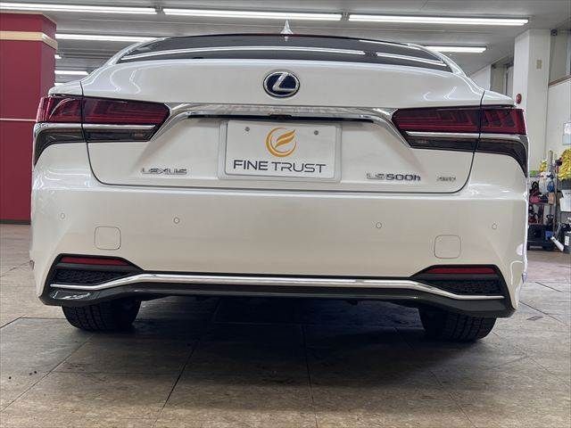 TOYOTA LEXUS LS500H 4WD 2017 Image 31