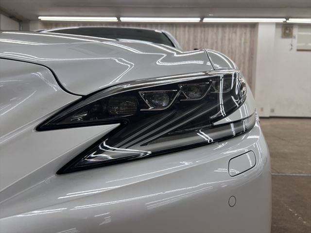 TOYOTA LEXUS LS500H 4WD 2017 Image 31