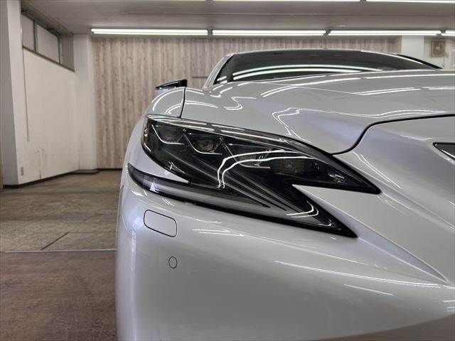 TOYOTA LEXUS LS500H 4WD 2017 Image 31