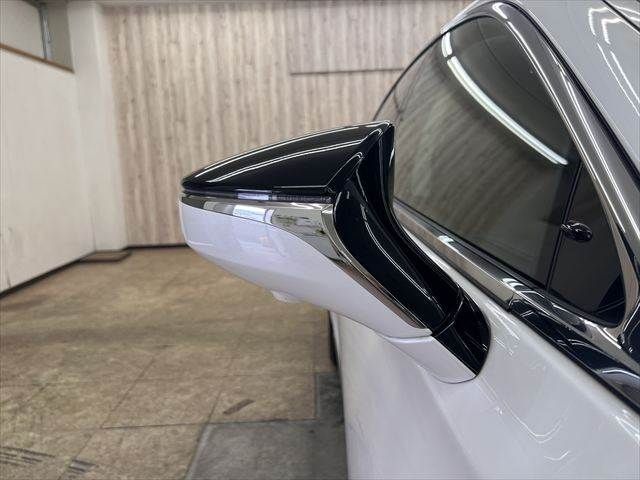 TOYOTA LEXUS LS500H 4WD 2017 Image 31