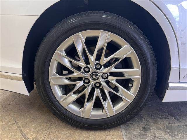 TOYOTA LEXUS LS500H 4WD 2017 Image 31