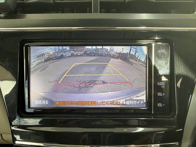 TOYOTA PRIUS ALPHA 2019 Image 31