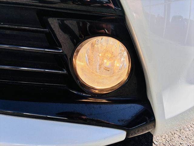 TOYOTA PRIUS 2012 Image 31