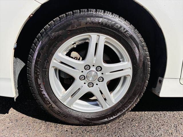 TOYOTA PRIUS 2012 Image 31