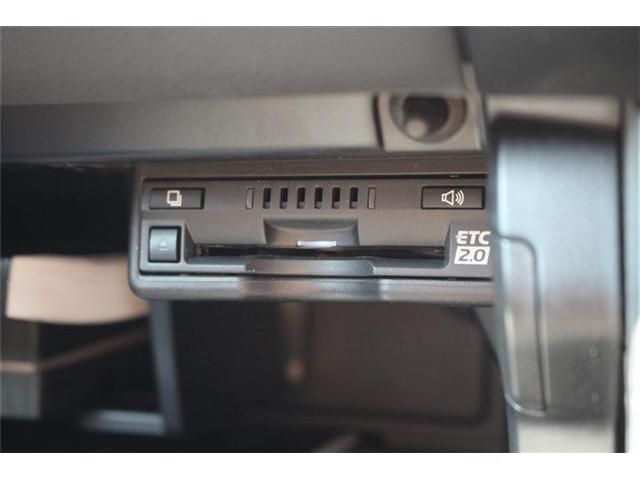 TOYOTA LEXUS UX250H 2021 Image 31