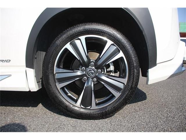 TOYOTA LEXUS UX250H 2021 Image 31