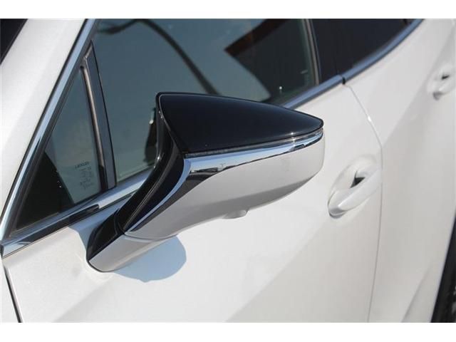 TOYOTA LEXUS UX250H 2021 Image 31