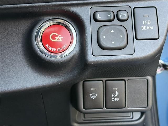 TOYOTA AQUA 2015 Image 31