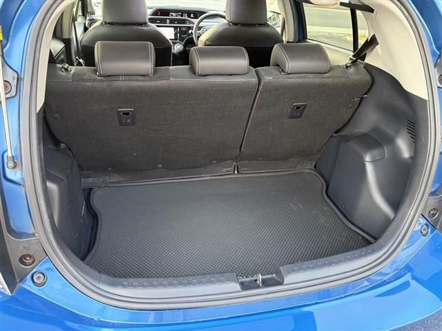 TOYOTA AQUA 2015 Image 31