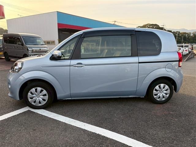 TOYOTA PORTE 2015 Image 31