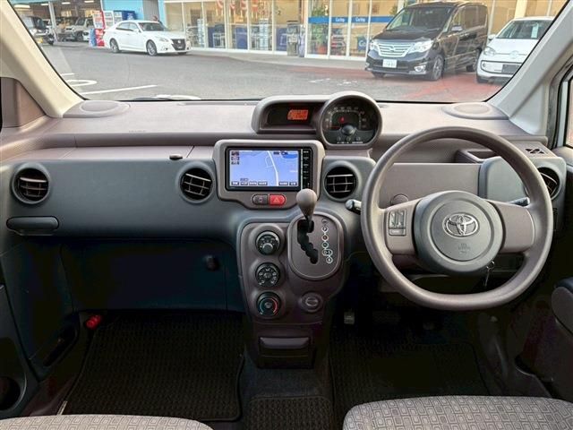 TOYOTA PORTE 2015 Image 31