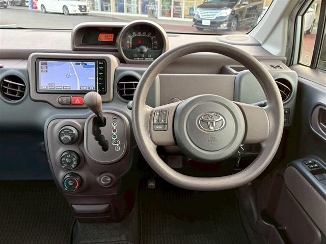 TOYOTA PORTE 2015 Image 31