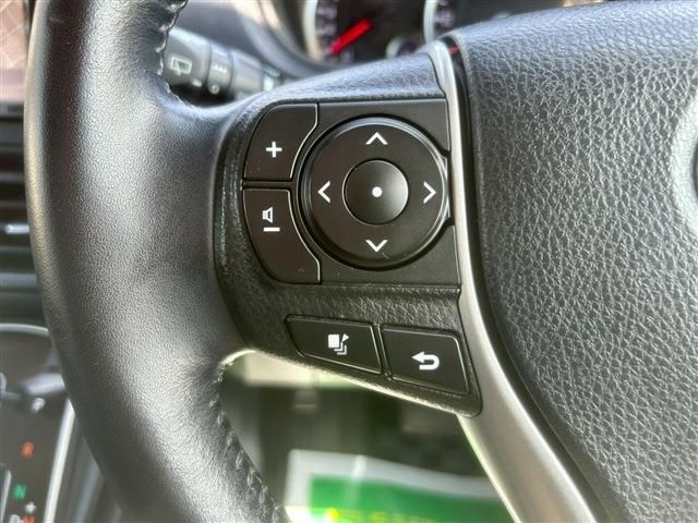 TOYOTA VOXY 2014 Image 31