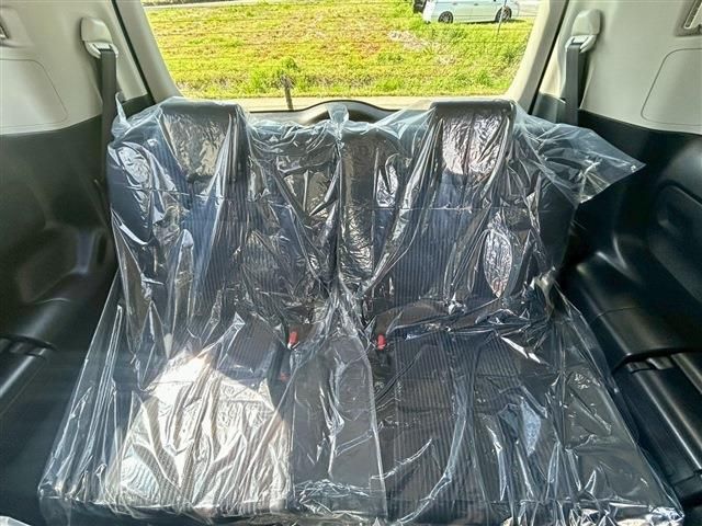 TOYOTA VOXY 2014 Image 31