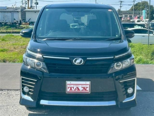 TOYOTA VOXY 2014 Image 31