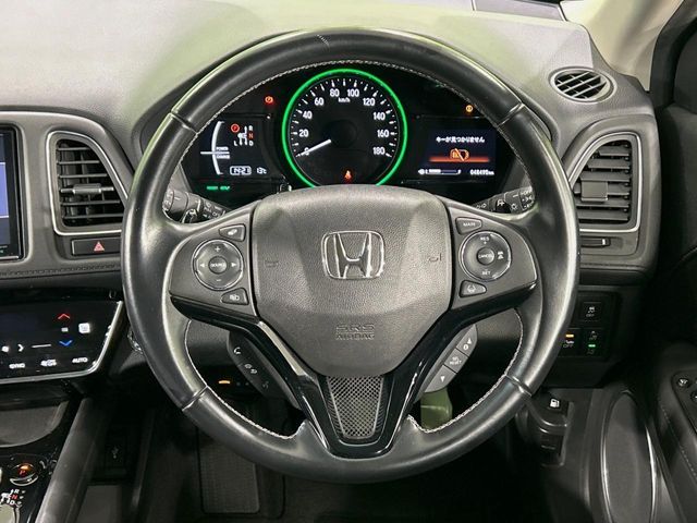 HONDA VEZEL HYBRID 2017 Image 31
