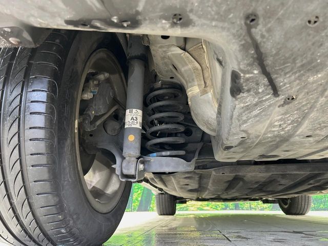 HONDA VEZEL HYBRID 2017 Image 31