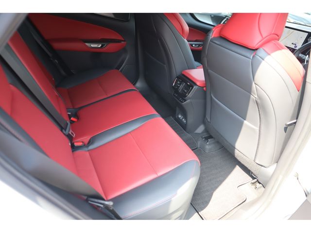 TOYOTA LEXUS NX350H AWD 2023 Image 31