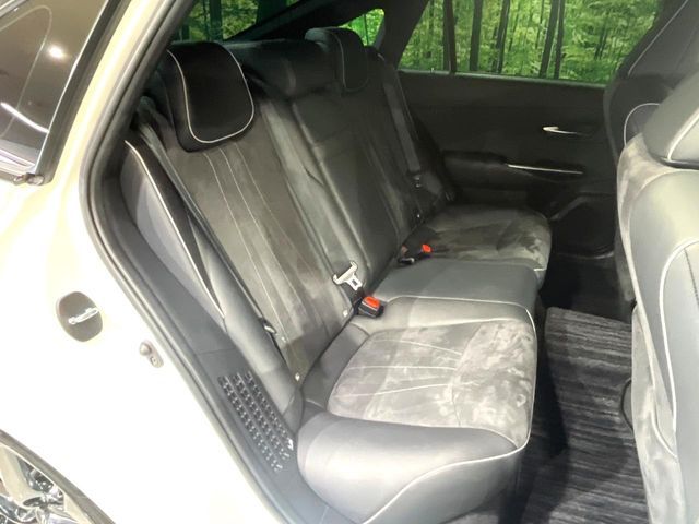 TOYOTA CROWN SEDAN HYBRID 2019 Image 31