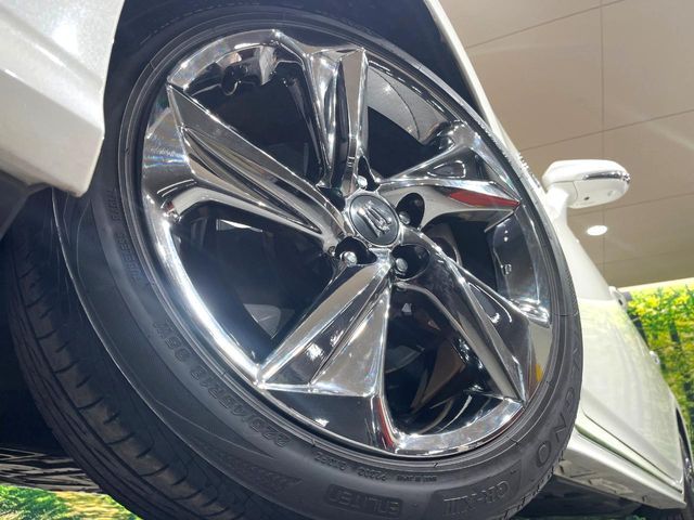 TOYOTA CROWN SEDAN HYBRID 2019 Image 31