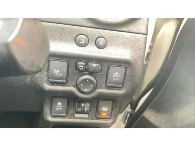 NISSAN NOTE 2017 Image 31