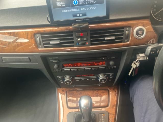 BMW 3SERIES SEDAN 2007 Image 31