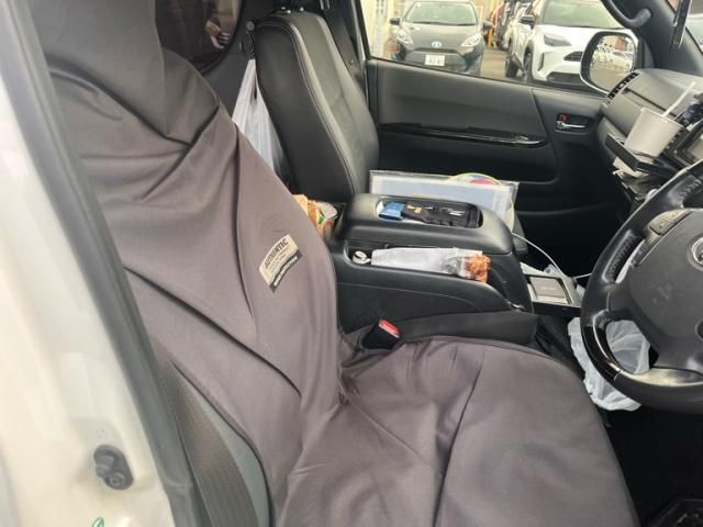 TOYOTA HIACE VAN 2WD 2018 Image 31