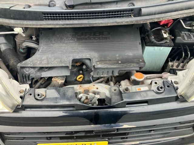 DAIHATSU TANTO CUSTOM 4WD 2011 Image 31