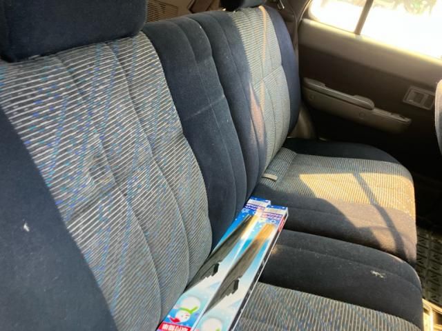 TOYOTA HILUXSURF WAGON 4WD 1995 Image 31