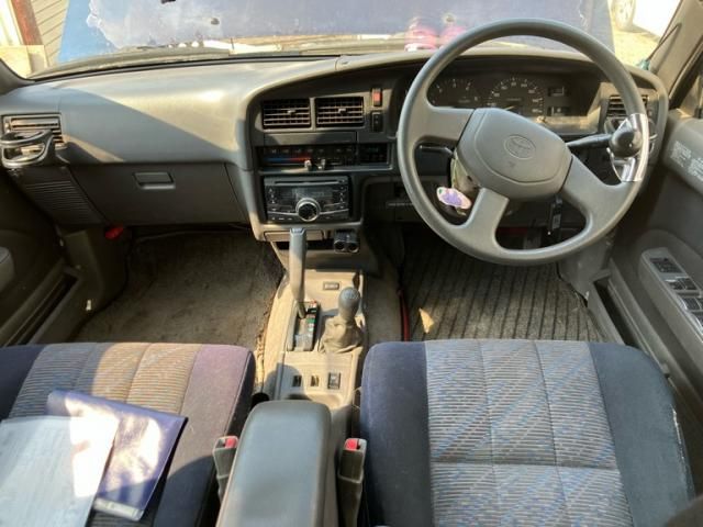 TOYOTA HILUXSURF WAGON 4WD 1995 Image 31