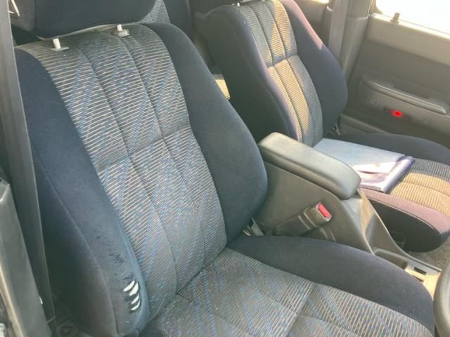 TOYOTA HILUXSURF WAGON 4WD 1995 Image 31